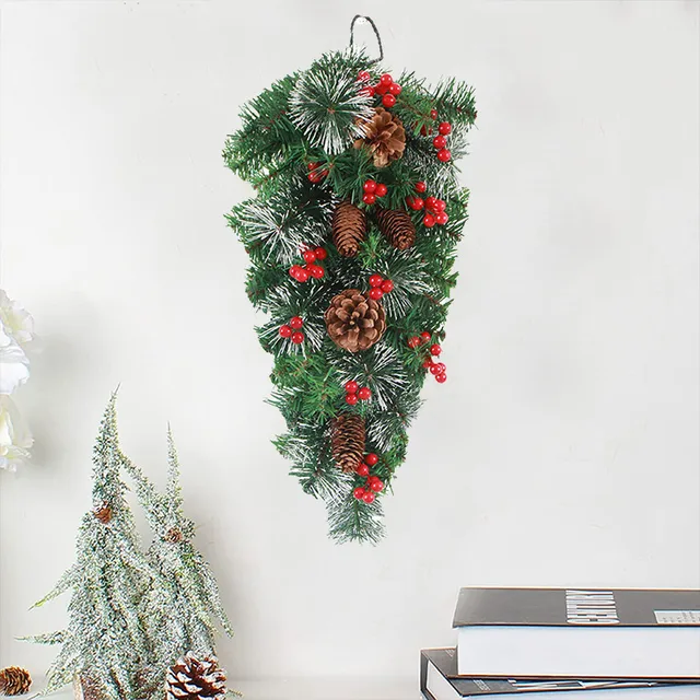 Karácsonyi Mesterséges Szajré Könnycsepp Koszorú Bejárati Ajtó Bogyóval És Fenyő Kúpokkal Otthoni Dekorációhoz
