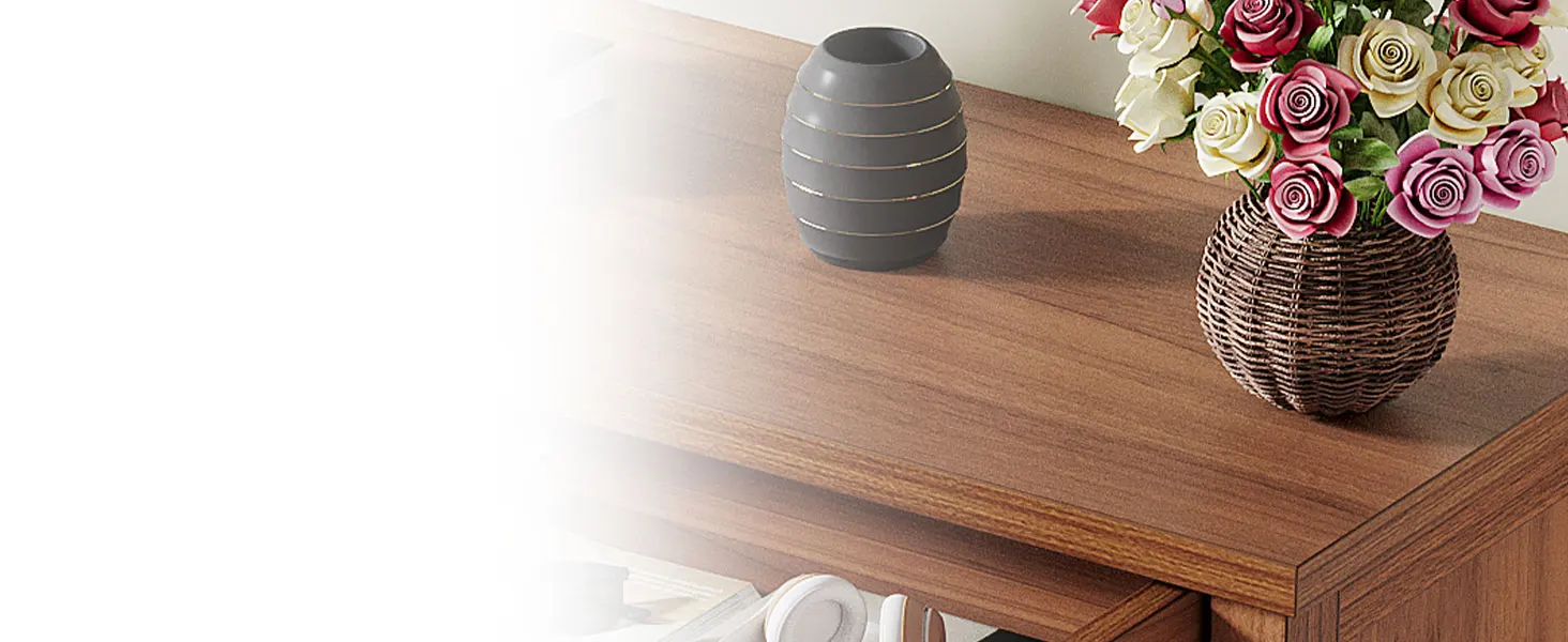 Large Desktop Space