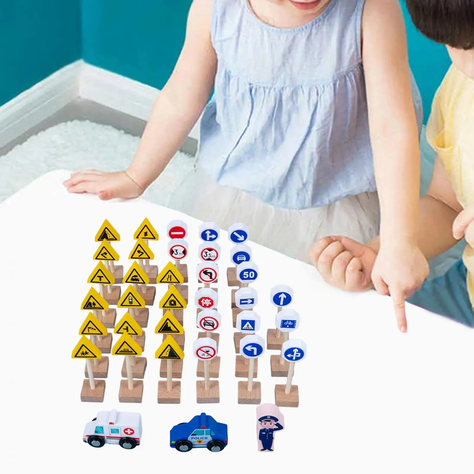 

Wood Road Signs Toy for Car and Train Set Teaching Aids Montessori Educational for Gift Kindergarten Babies Homeschool Preschool