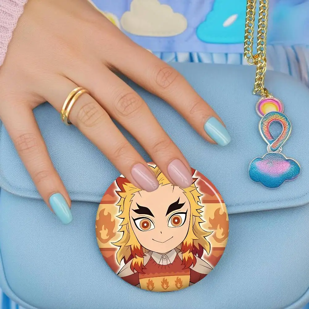 Cartoon Kyojuro Rengoku Foto-Broschen Kreative Runde Anstecknadeln Geschenke Pins 32/44/58mm – Detail 10