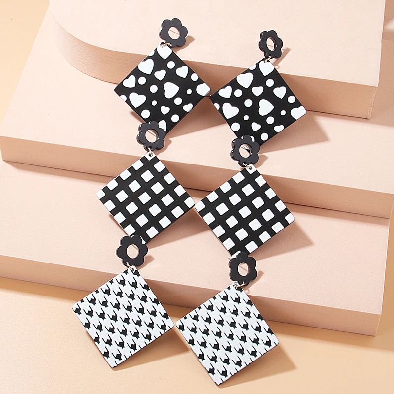 

Punk Acrylic Large Star Earrings for Women Gothic Black Big Round Drop Earring Fashion Statement Jewelry