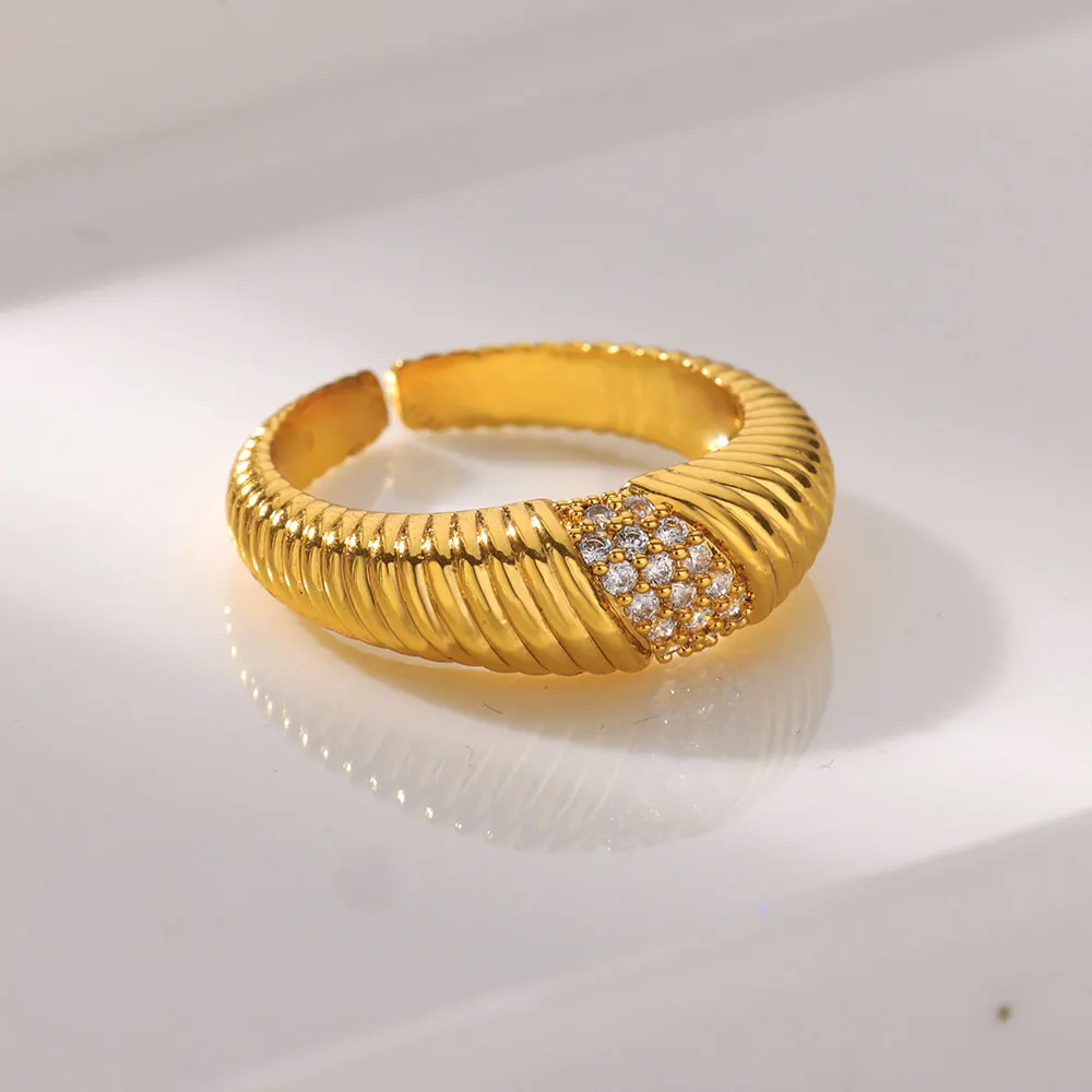 Zircon Textured Rings Stainless Steel Gold Wedding Couple
