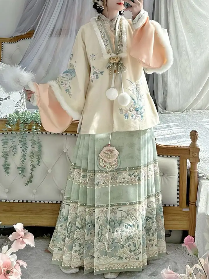 漢服 コート 明制漢服 コート ブラック ホワイト 【如梦霓裳&拾翠】_