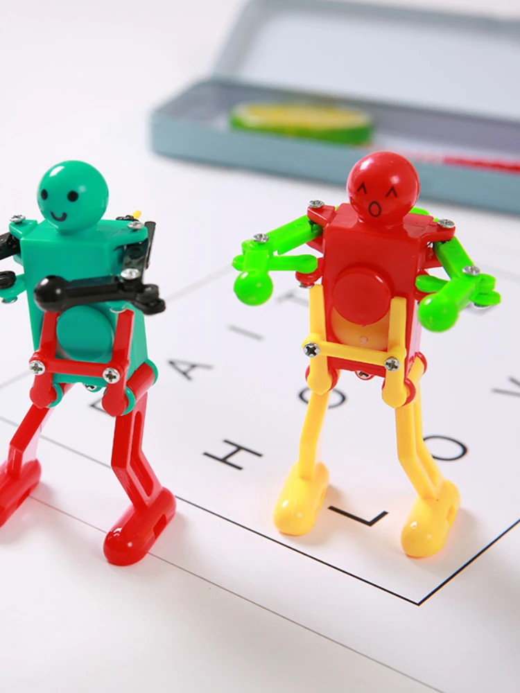 Clockwork Wind Up Dancing Robot Toy for Baby Kid Developmental Gift Puzzle Wind Up Toy Fidget for Child Family Gathering