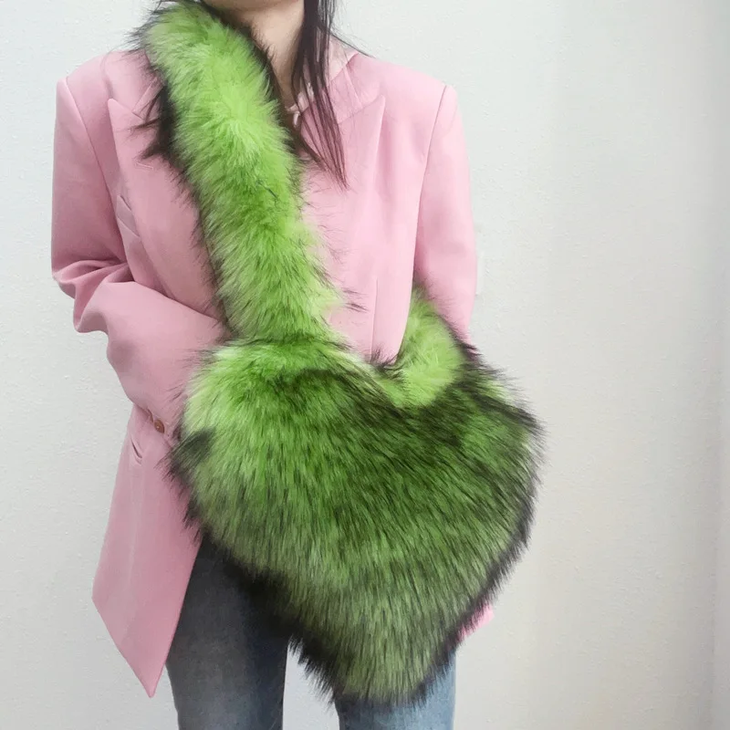 

NEW Big Faux Fur Heart Shape Plush Tote Bags For Ladies Handbags For Women Winter With Long Shoulder Furry Straps Bag