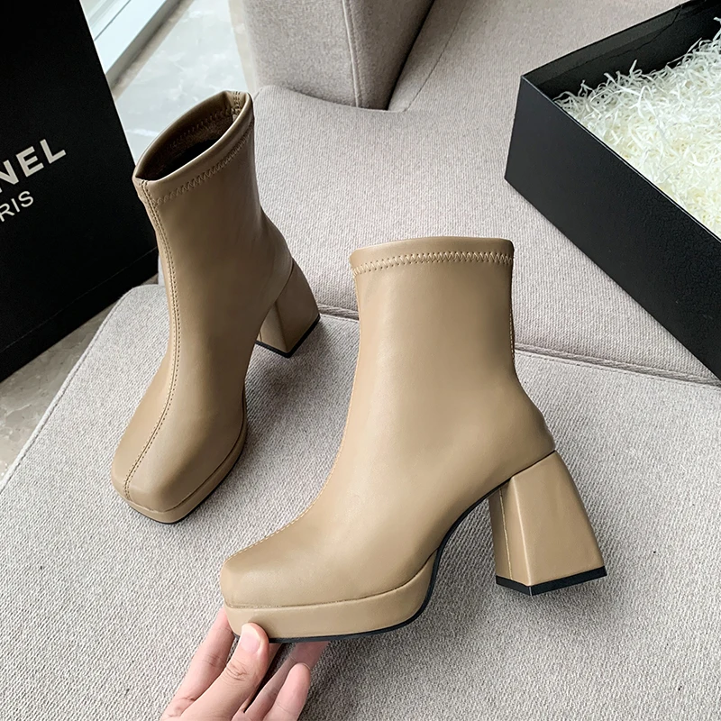 2024 Women's thick and thin boots socks boots high heels square toe short boots women's autumn single