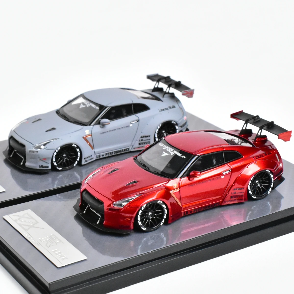 

404 Error 1:64 GTR R35 Resin Diecast Model Car