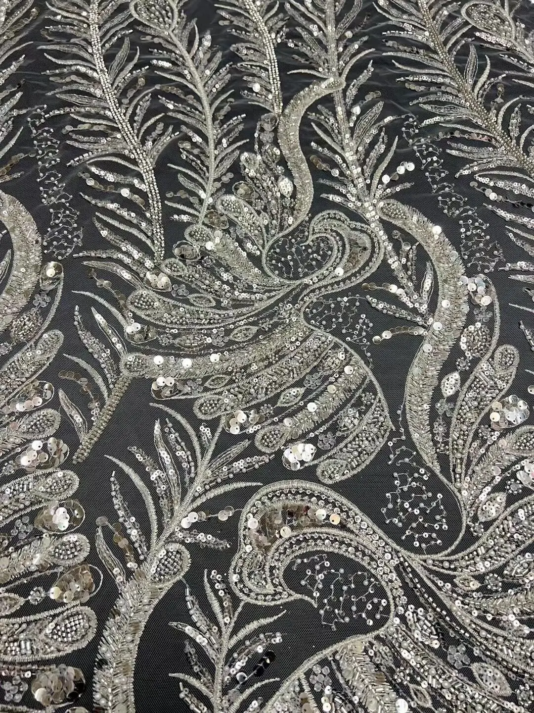 

Newest African Tulle lace L-13028740 beads sequins embroidered French net lace For Wedding