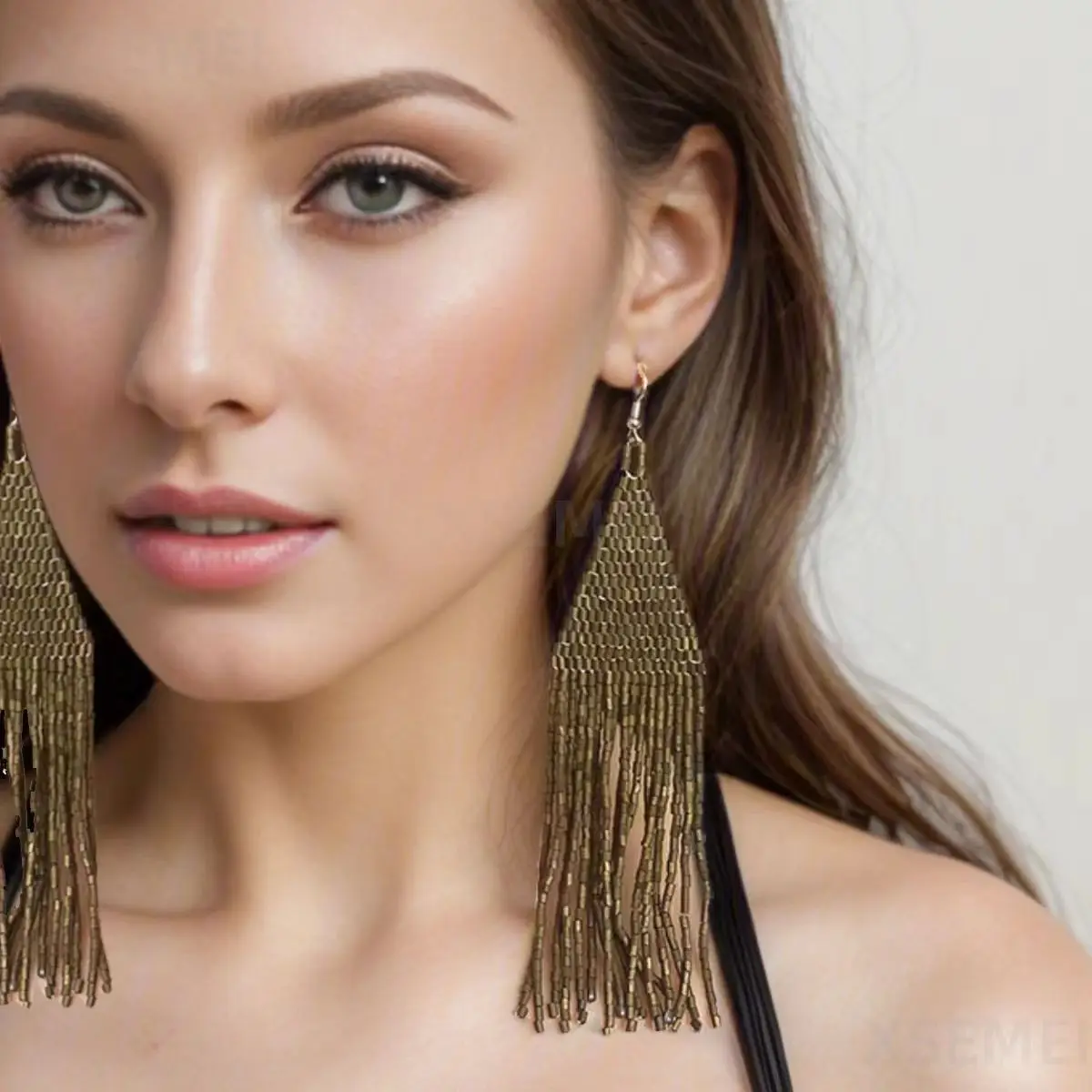 S8b568b73251e4e7bbf0648ef19f46a5er Fashionable Retro Style Hand Woven Ethnic Style Solid Color Long Style Exaggerated Tassel Earrings Suitable High-End Women Mallzona