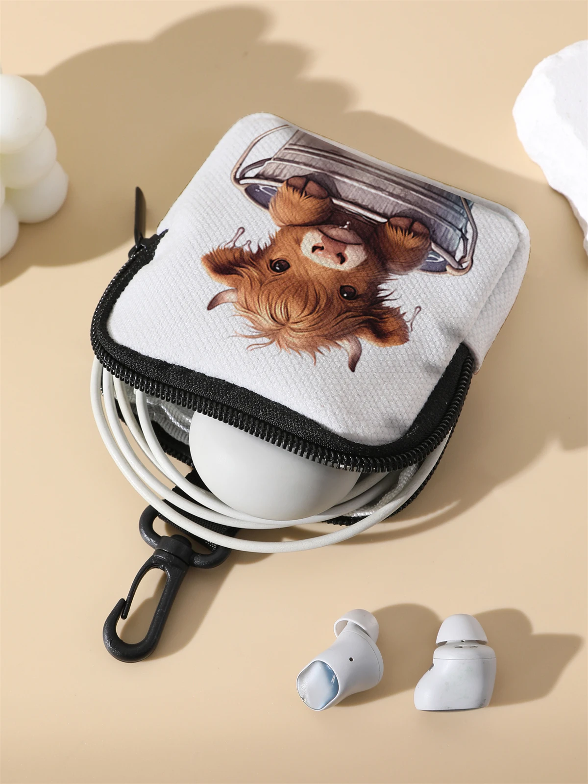 Large capacity coin wallets with cow patterns, digital printed coin wallets, and storage bags are ideal choices for gifts