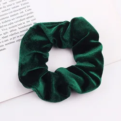 Elegant Velvet Scrunchie - Stylish Elastic Hair Accessory (Dark Green)