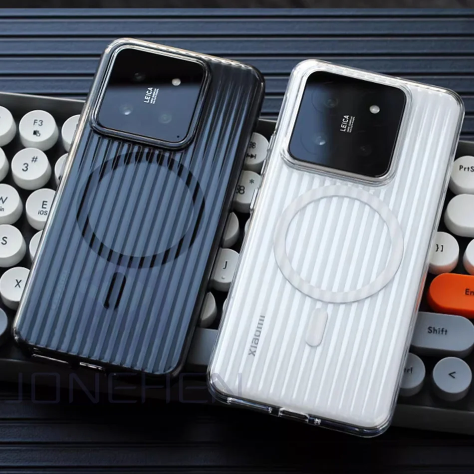 Luxury Magnetic Wireless Charging Matte Case with Corrugated Design - Clear Finish