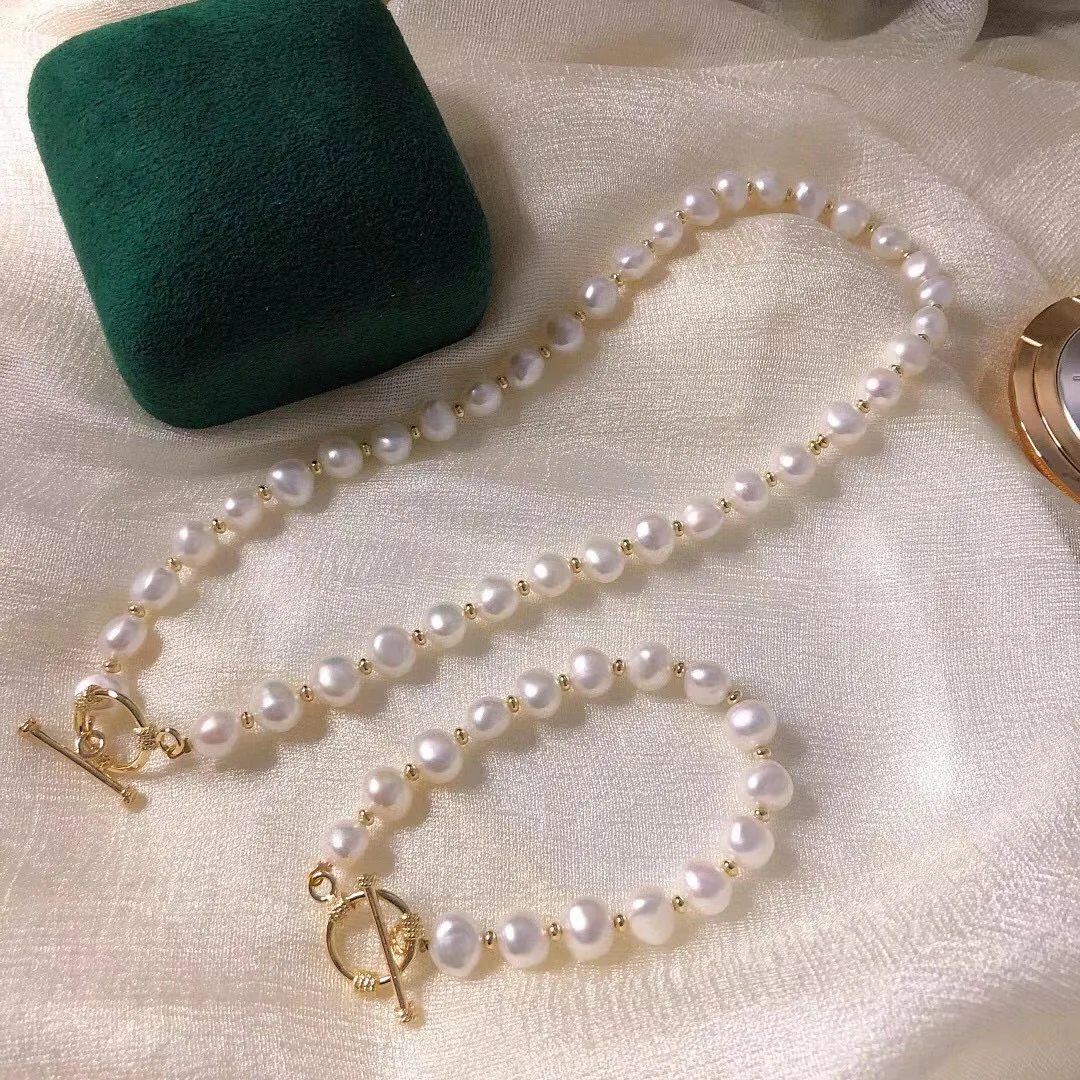 

Popular 8-9mm Baroque Smooth Freshwater Pearl Classic Popular OT Button Set, Beautiful Upper Body B9