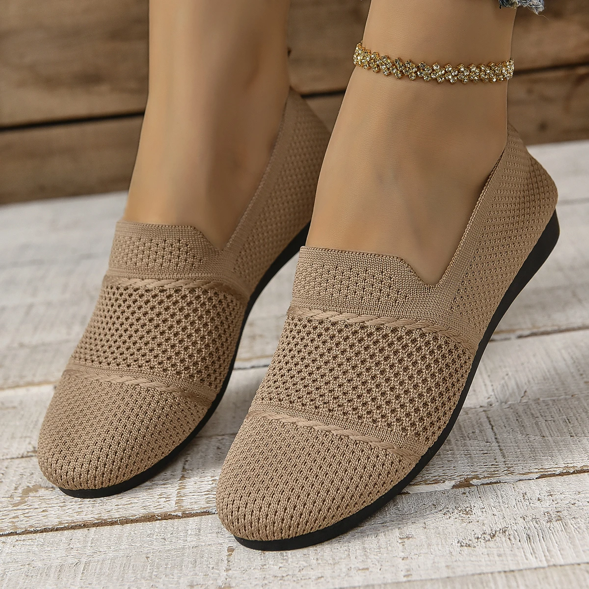 new fashion Women Knitted Running Shoes New Design Sports Cheap Breathable Casual Shoes