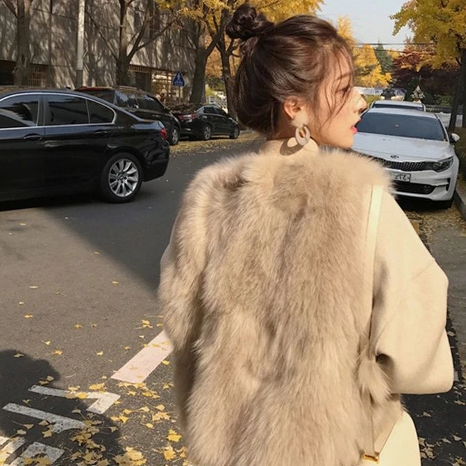 

Faux Fur Winter Vest Jackets Sleeveless Thickening Keep Warm Flocking Mid-length V-collar Fluffy Fake Overcoats T243