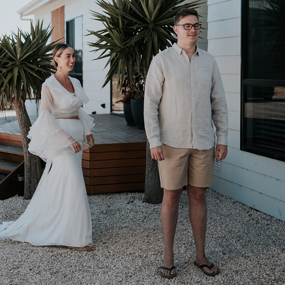 

Long Flare Sleeves Ruffled Organza Wedding Dress Mermaid Simple Plus Size Two Pieces Crop Tops V Neck Open Back Bridal Gowns