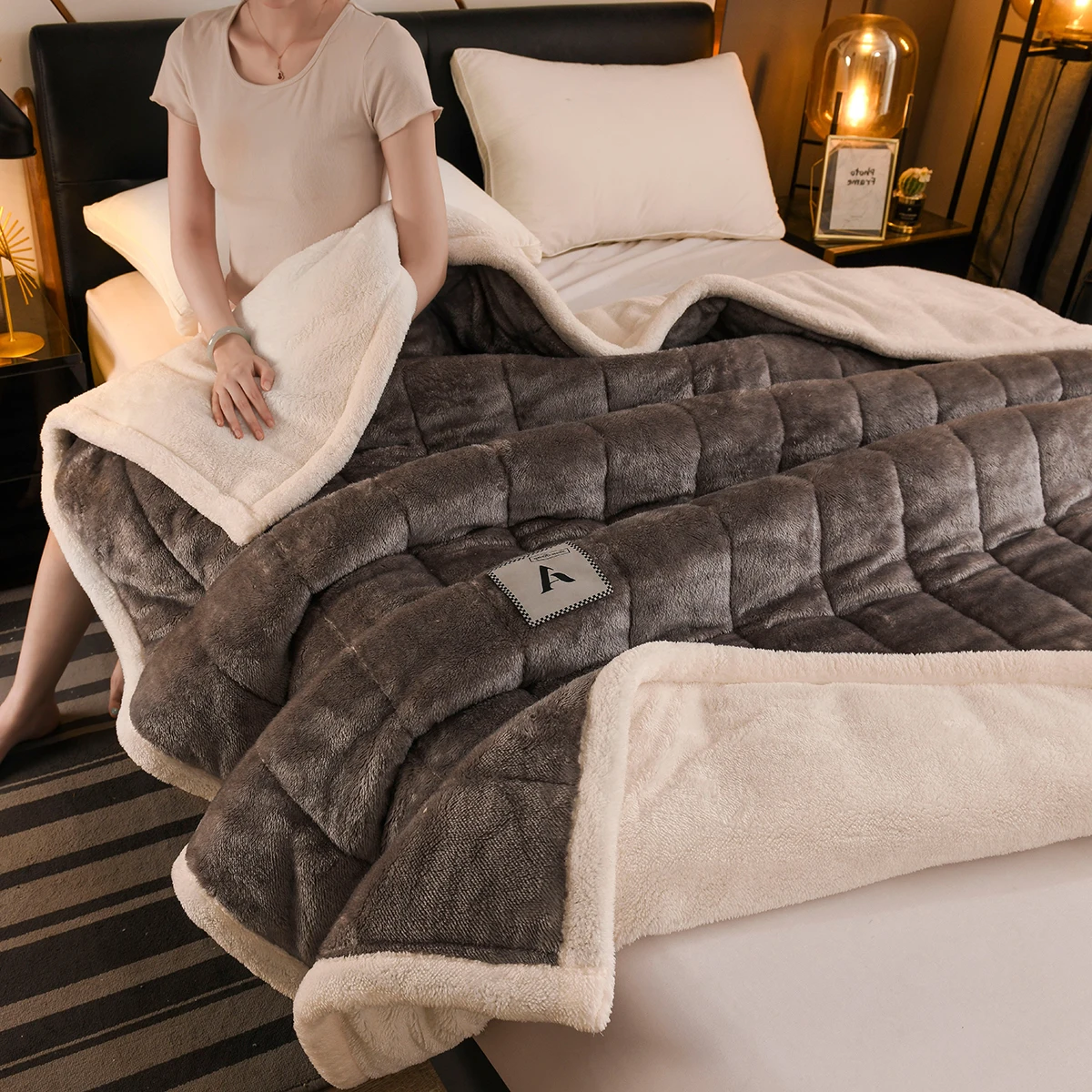 Three-Layer Cozy Soft Plush Winter Blanket - Thickened Milk Velvet for Warmth and Comfort