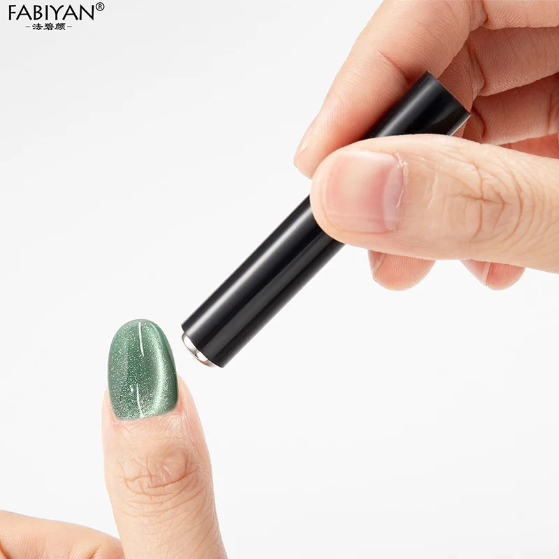 Cylindrical/Strip-shaped Cat Eye Nail Magnet Stick Powerful Magnet Rod Suitable For Gel Polishing Manicure Accessories And Tools