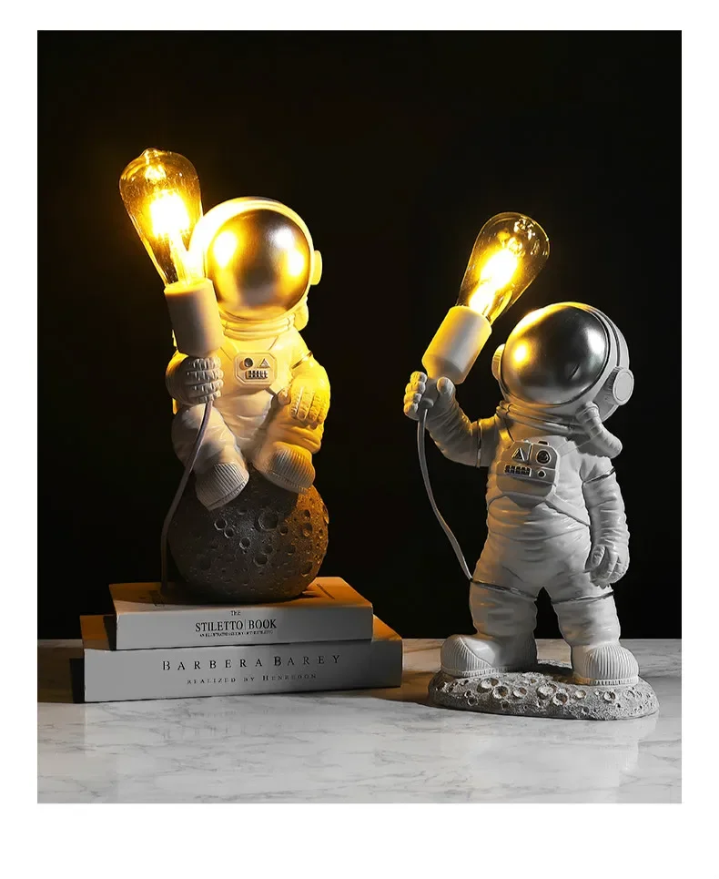 

Modern Astronaut Table Lamp Art Deco Resin Lamp Table Bedroom Lamp Creative Living Room Loft Decoration Space Man Desk Light LED