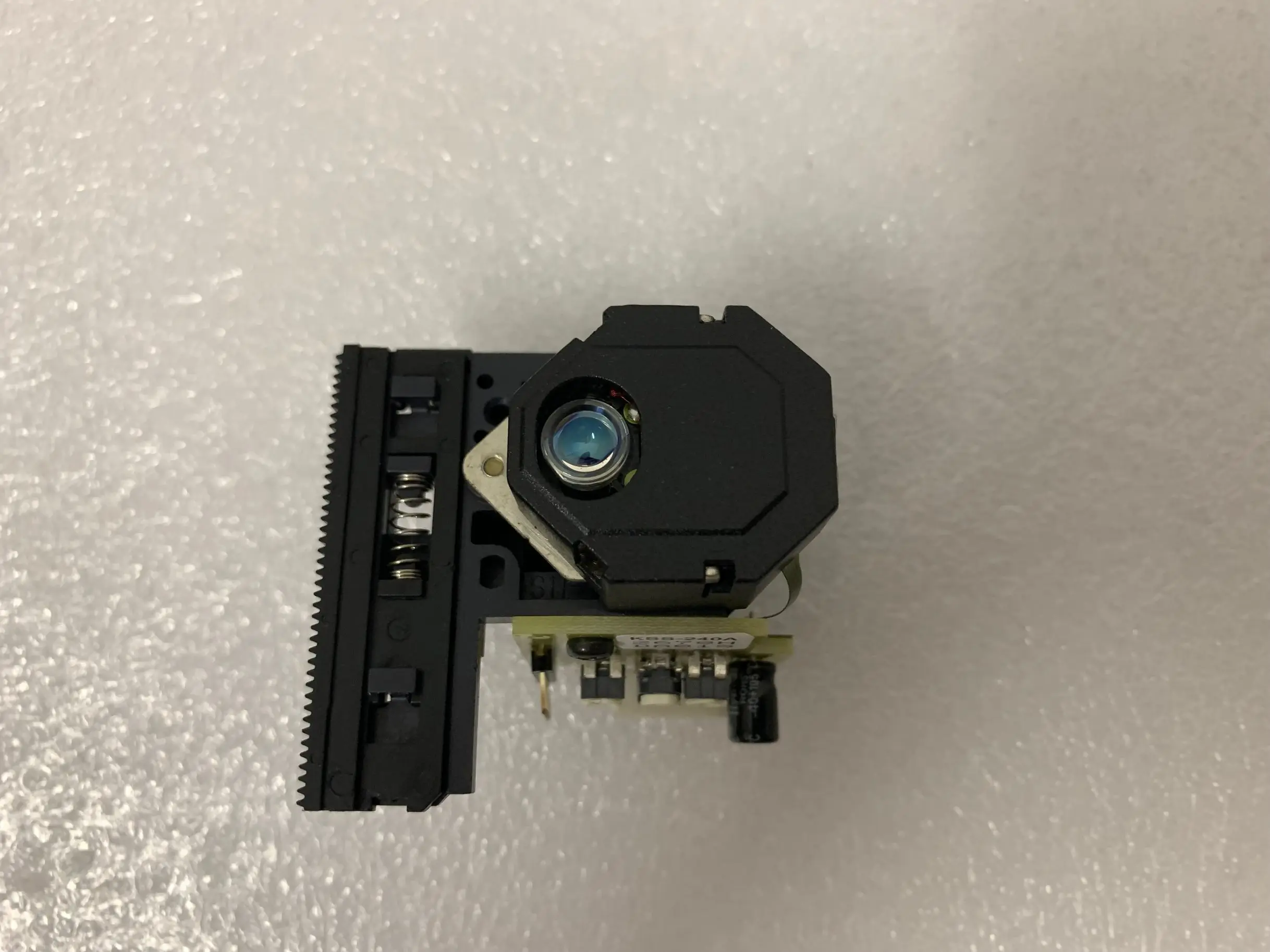 KSS-240A KSS240A KSS-240 SONi Radio CD Laser Lens Lasereinheit Optical Pick-ups Bloc Optique dvd player cd player laser lens
