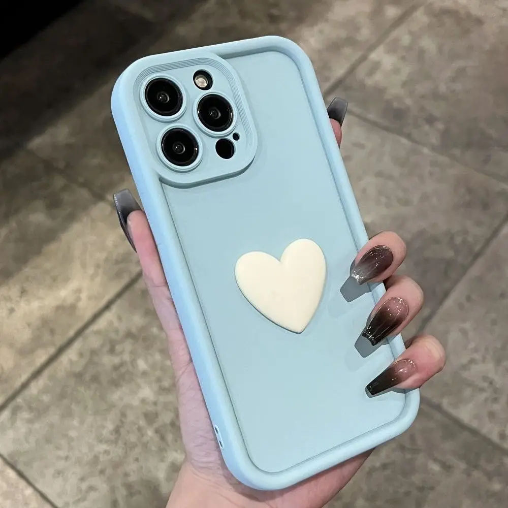 Elegant Cute Love Heart Silicone Case - Matte Soft Back Cover