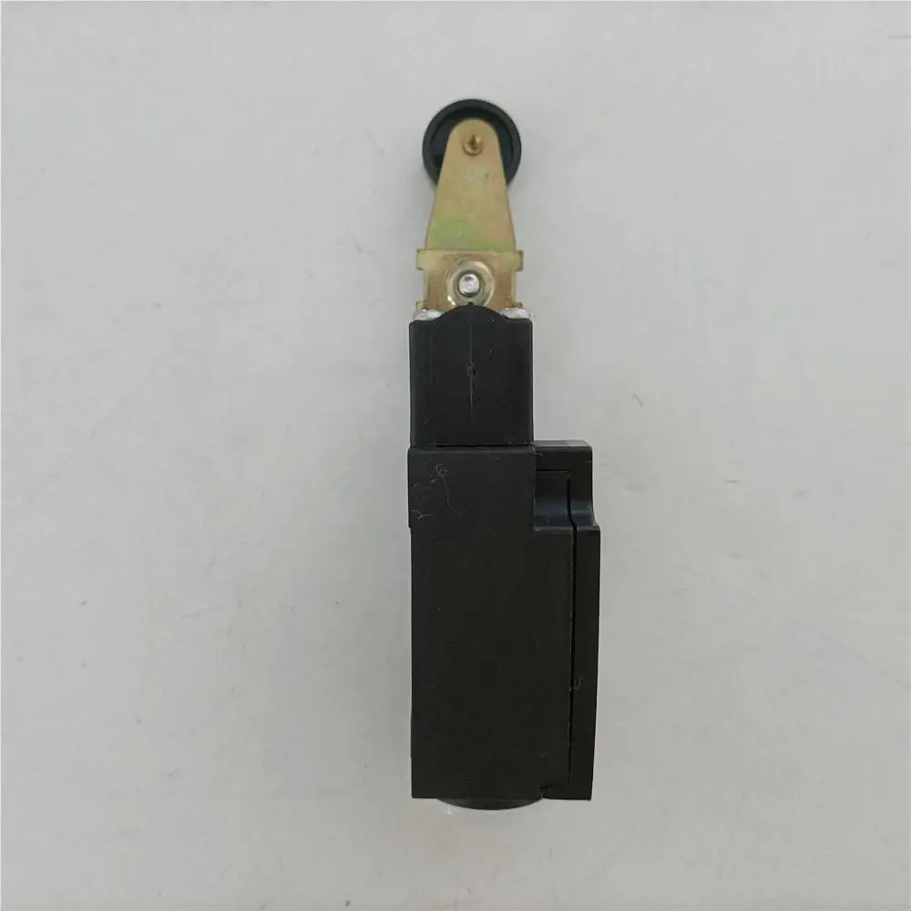 NZ-TV231-11YU Escalator Step Travel Switch Elevator Spare Parts