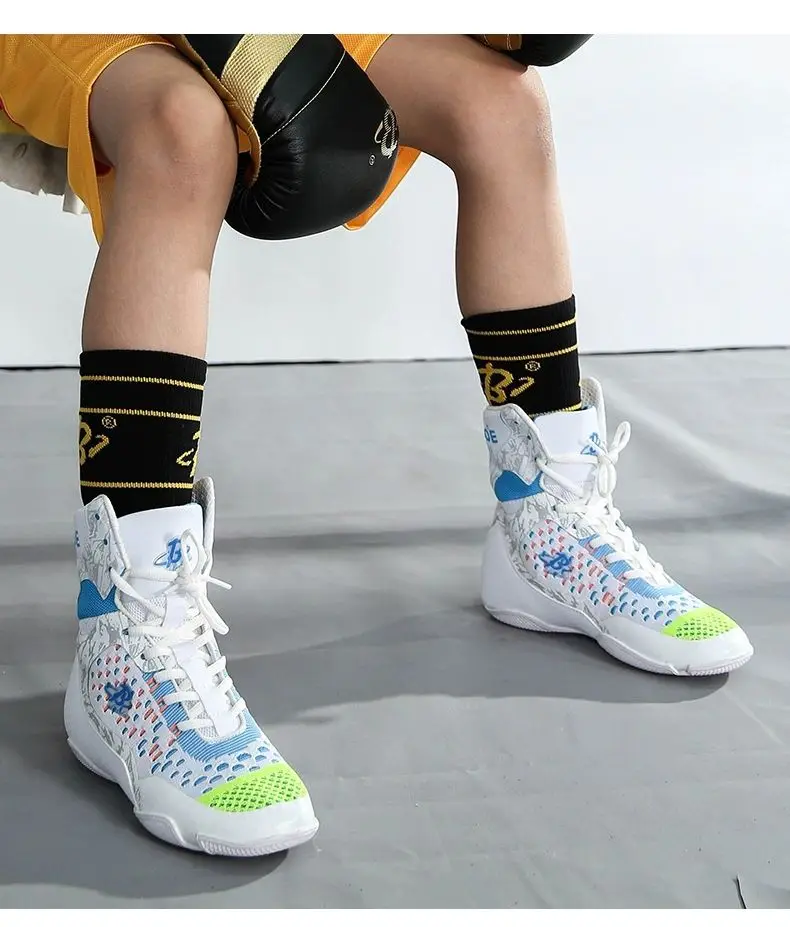 New Wearable Boxing Sneakers Top Quality Wrestling Training Shoes Luxury Unisex Athletic Sports Boxing Fighting Boots