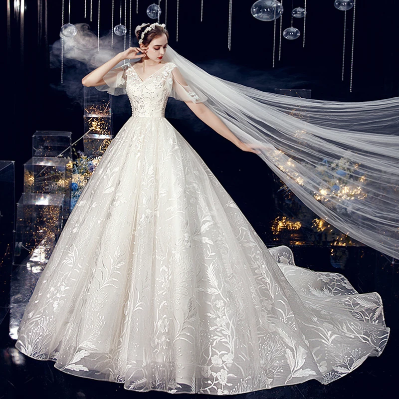 

New Embroidery 2024 Wedding Dress Ball GOWN for Woman V Neck Appliques Chapel Train Vestidos De Novias Graceful Robe De Mariée
