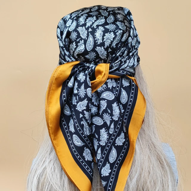  - 2023 New Style Design Headscarf Women Popular Sunscreen Silk Hijab Luxury 70X70CM Beach Kerchief The Four Seasons Square Scarves