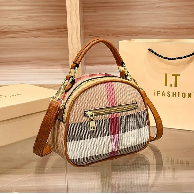 حقيبة يد علوية متعددة الاستخدامات، تتميز بتصميم مر...