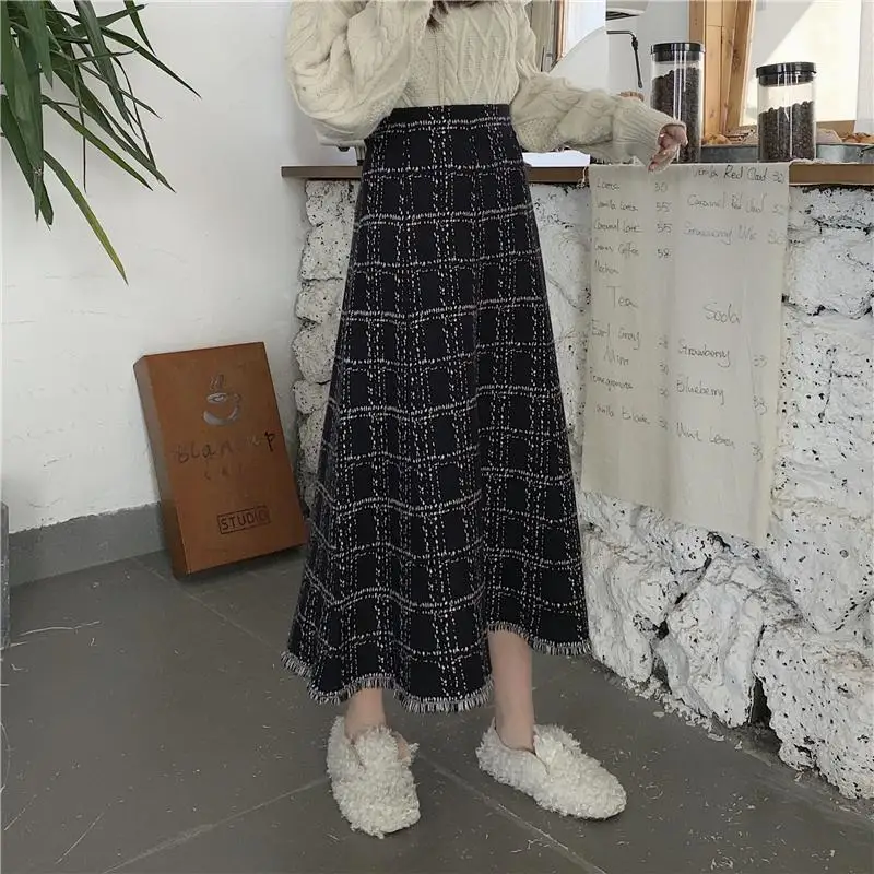 2023 Women Skirt Vintage Plaid Mid-Length A-line Skit Loose Casual Versatile Knitted Skirt Female Fashion Long Skirts for Women