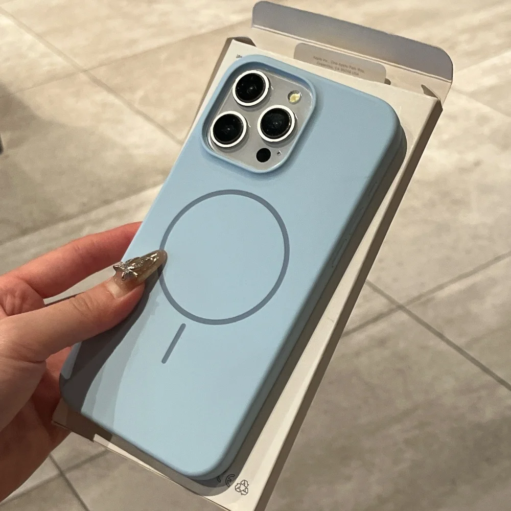 Premium Shockproof Liquid Silicon Case with MagSafe Compatibility