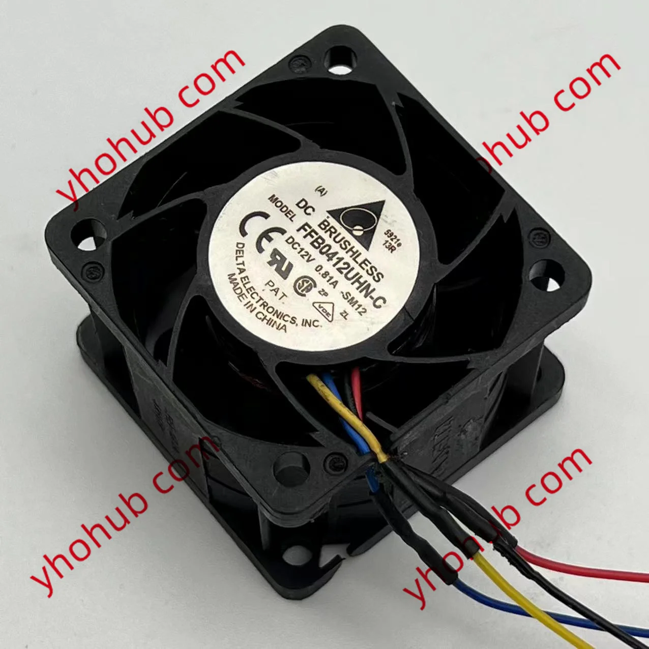 

4-проводной вентилятор охлаждения сервера Delta Electronics FFB0412UHN-C SM12 DC 12 В а 40x40x28 мм