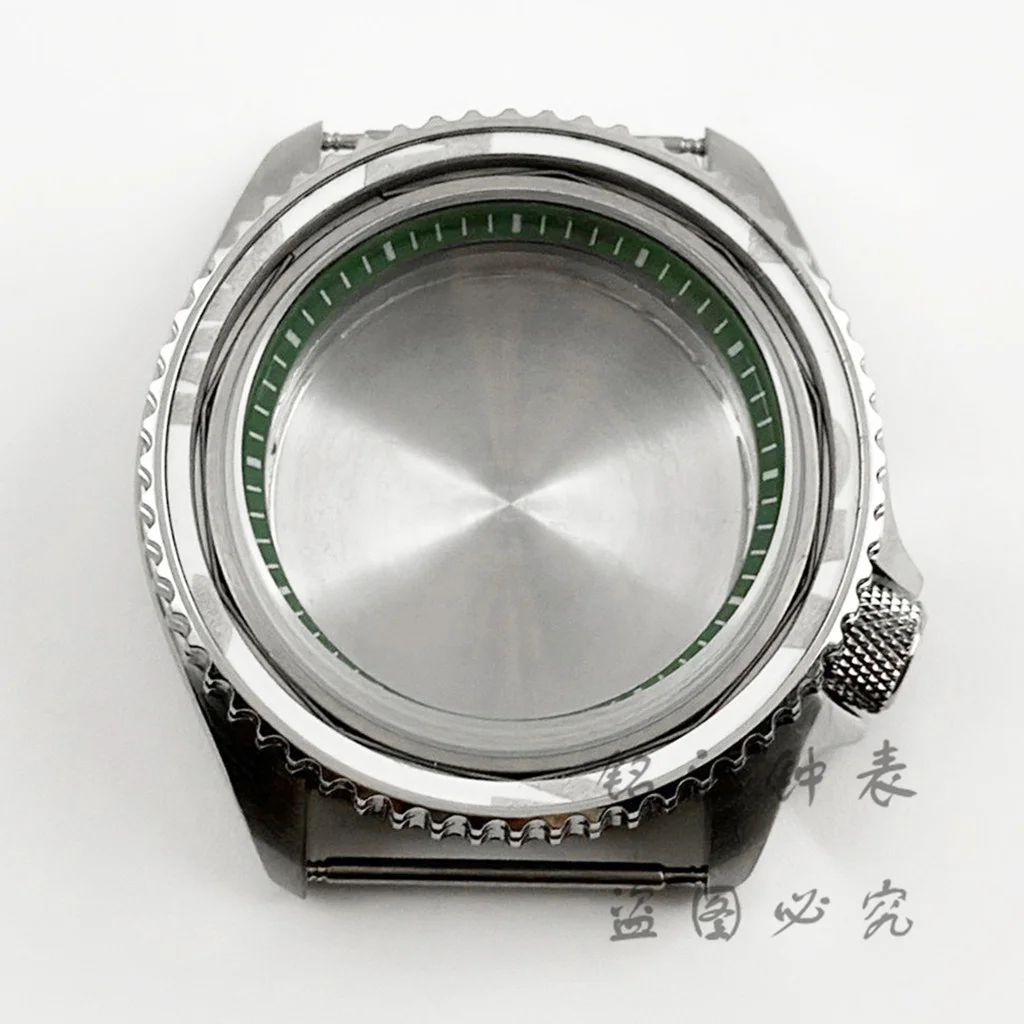 Green Ring 42mm Watch Case with Sloping Bezel
