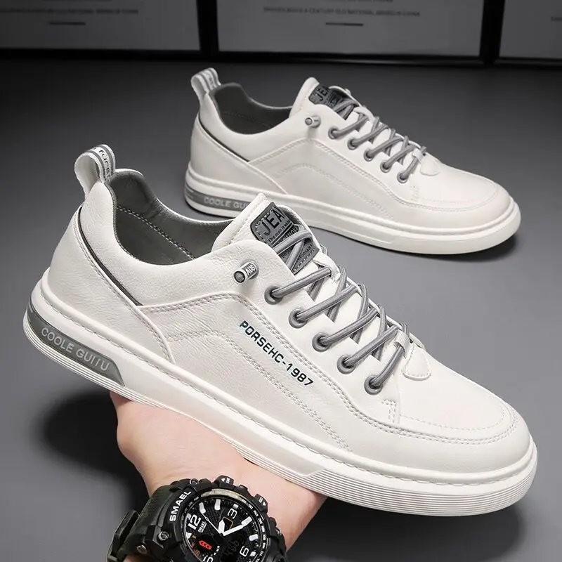 

2024 Men's Sneakers Original Casual Leather Waterproof Vulcanized Shoes Outdoor Comfortable Flat Spring Shoes Zapatillas Hombre