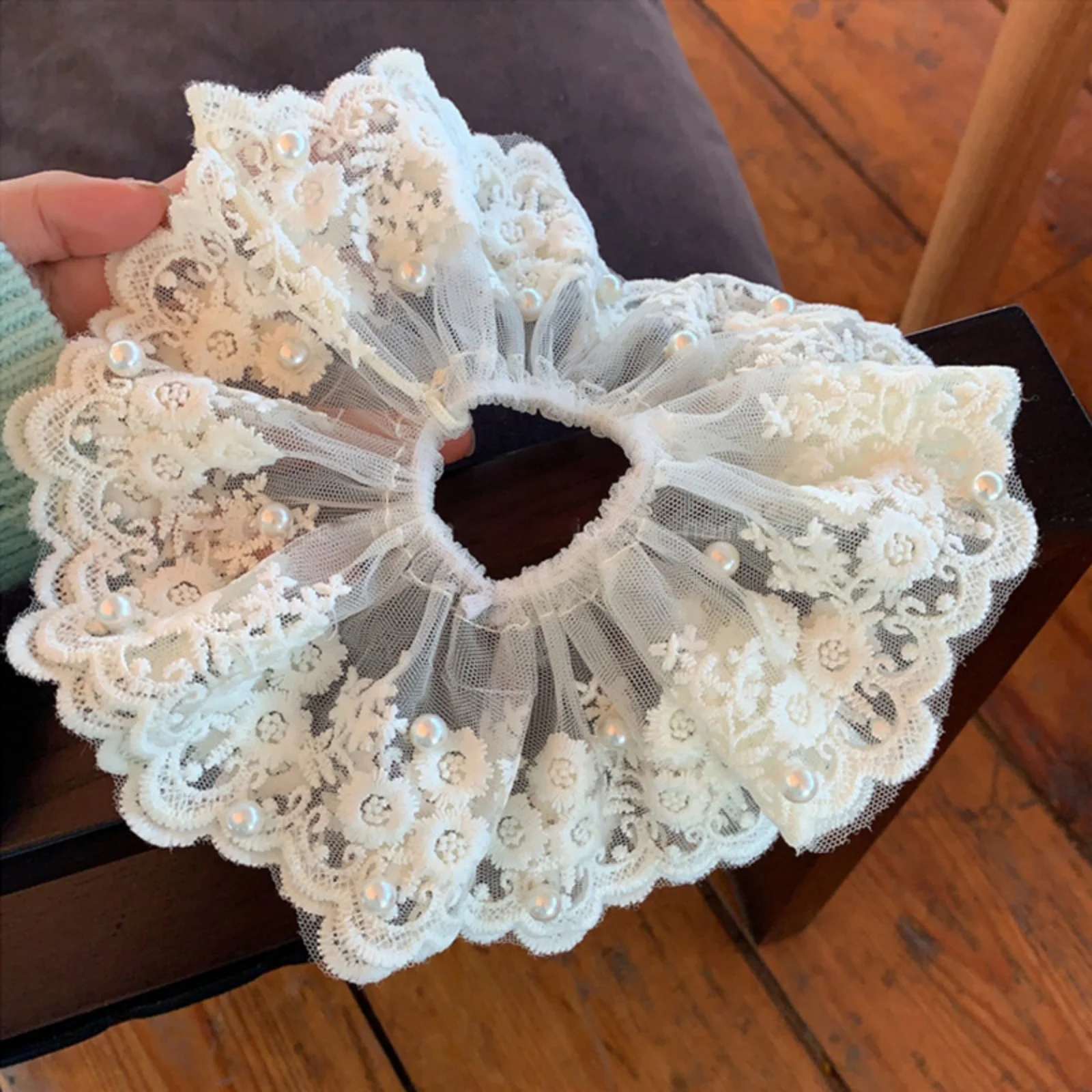 1PC Lace Pearl Scrunchie - Elegant Floral Hair Tie For Women, Vintage Party Hair Accessory