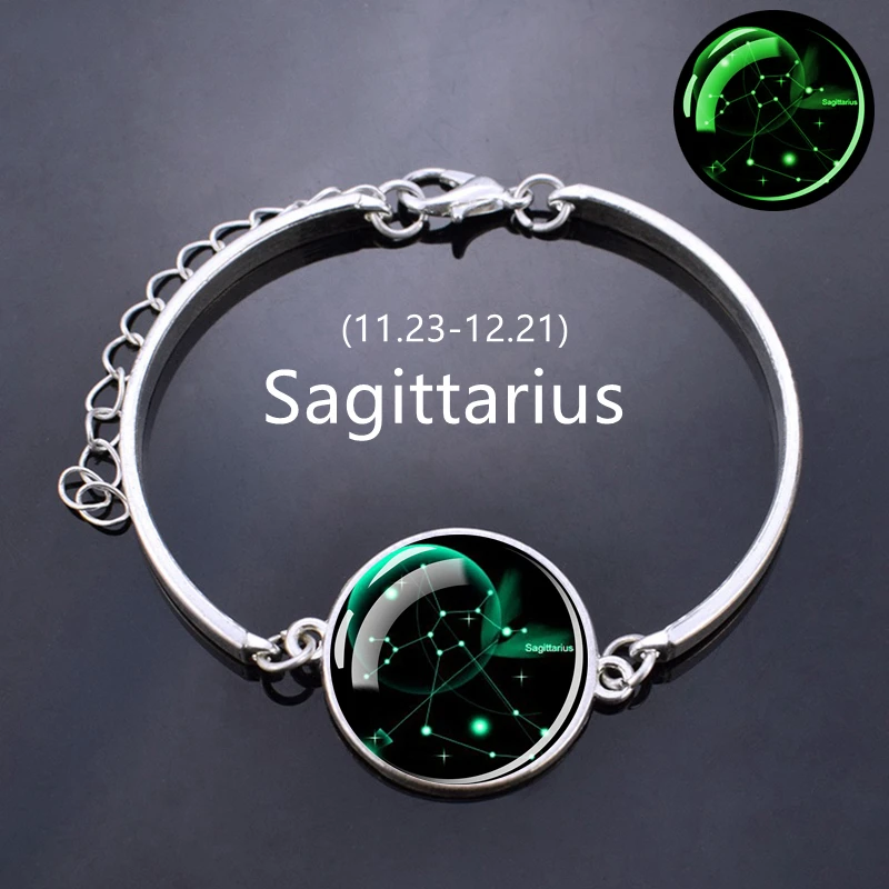 Deslumbre-se com a nossa Pulseira Zodiacal de Prata, uma peça única banhada a prata com os signos do zodíaco, incluindo Virgem, Libra, Escorpião, Áries e Touro. Esta pulseira brilha no escuro, proporcionando um toque mágico às suas expressões celestiais.