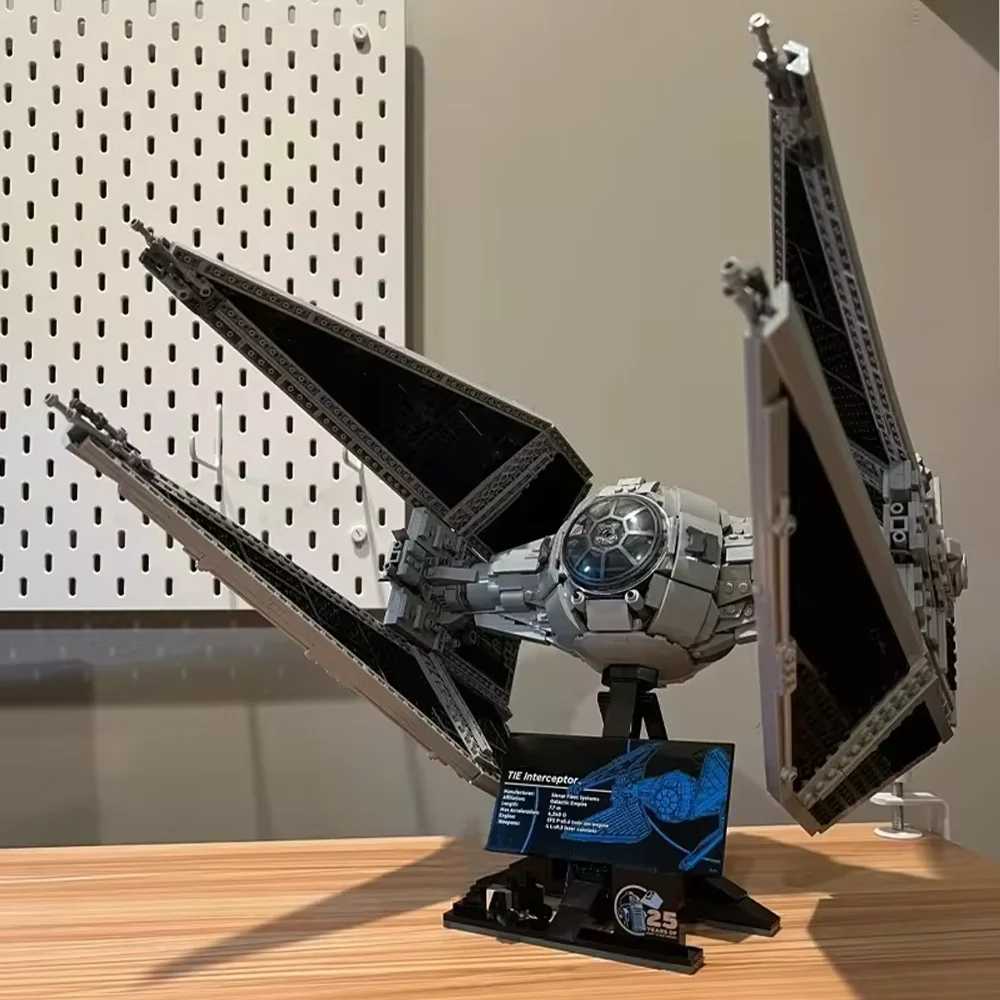 Building Block Toys Building Toy Set 1931PCS Spaceship Moc TIE Interceptors Building Blocks Modified Imperial Fighters Model 75382 Assemblys Model DIY Toys Gifts