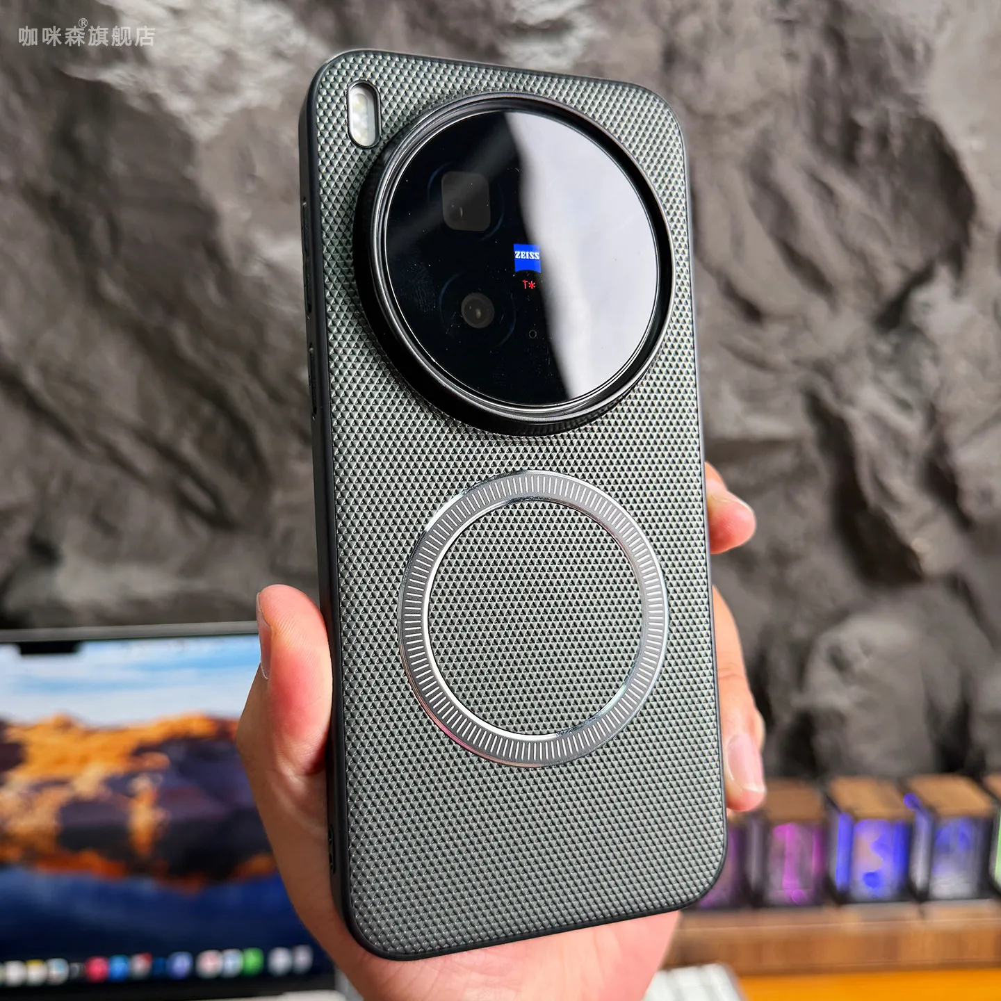 Luxury PU Leather Magnetic Protective Phone Case - Skin-Friendly Back Cover