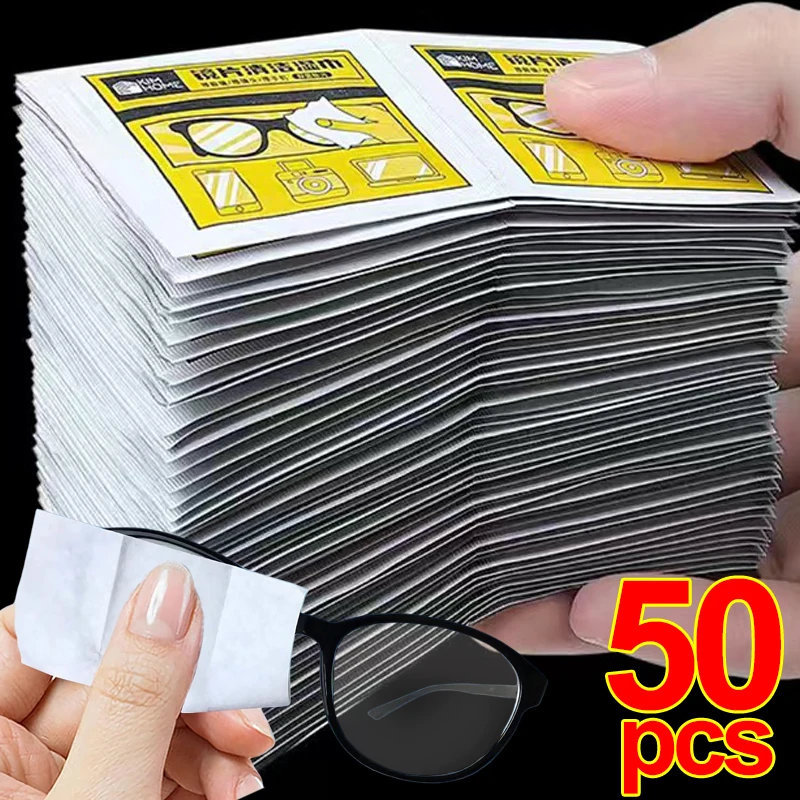 Portable cleaning cloth for glasses eyewear lens phone screen