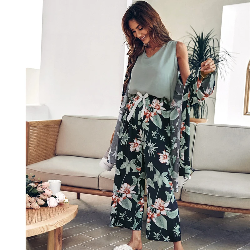 Hot Sale 3 Pcs Women Pajamas Set Viscose Floral Printed Female Pyjama Loose Sleepwear Nightwear Spring Summer Lounge Wear images - 6