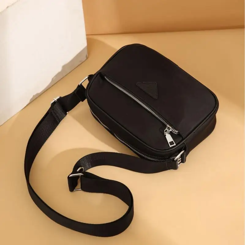New Fashion Small Square Bag Unisex Crossbody Bags Shoulder Bags Oxford Polyester Commuter Portable Men Women Black Square Bag