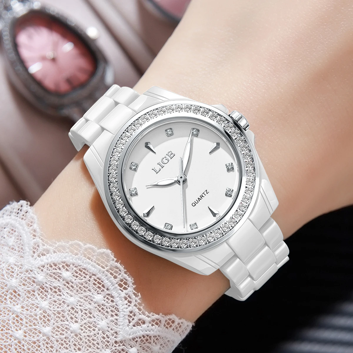 Elegant Ceramic Women's Quartz Watch - Fashionable Waterproof Luminous Timepiece with Gift Box