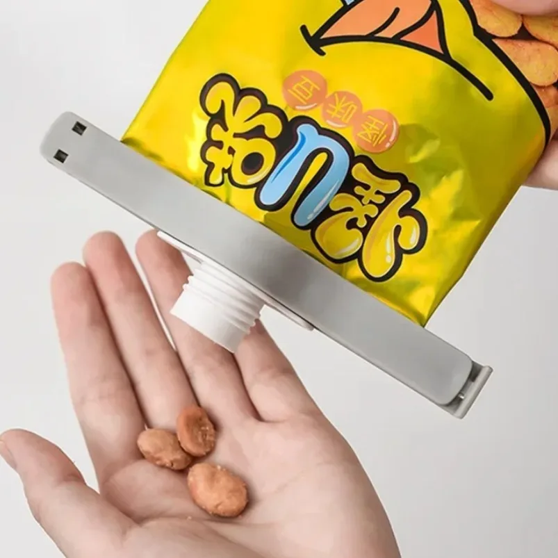 Screw Cap Sealing Clip Seasoning Bag Milk Powder Salt Bag Sealing Clip Snack Food Preservation Clip Gadget Kitchen Accessories