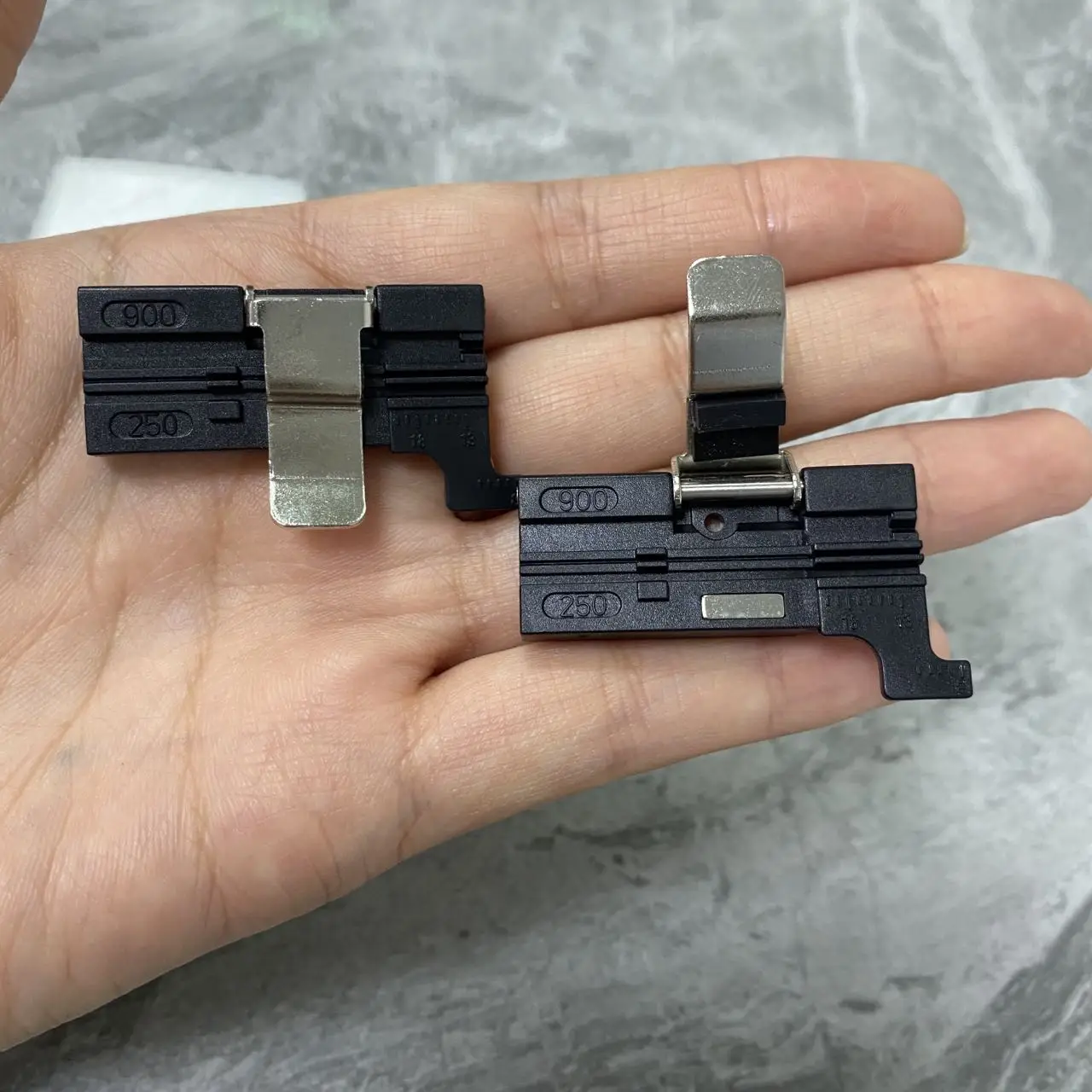 2PCS CT-30 Fiber Cleaver Fixture CT30 Domestic Fiber Cutting Knife Repair Parts Bracke