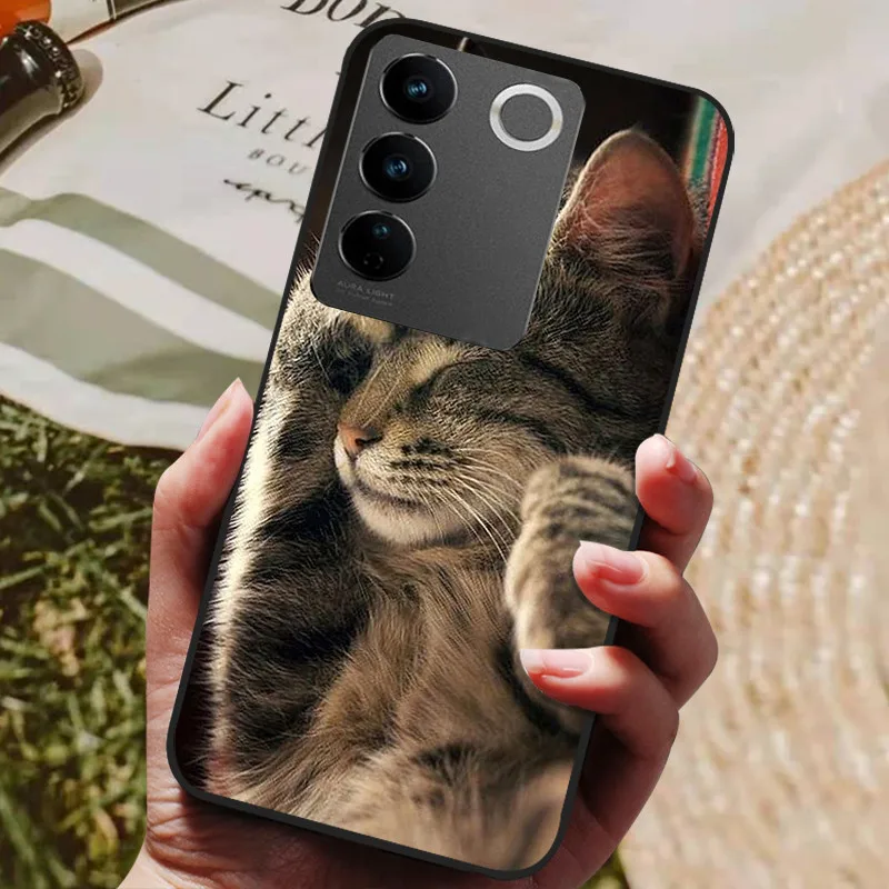 Sleek Black Silicone Phone Case - Durable TPU Protective Cover