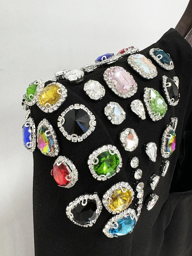 فستان سهرة رسمي مطرز