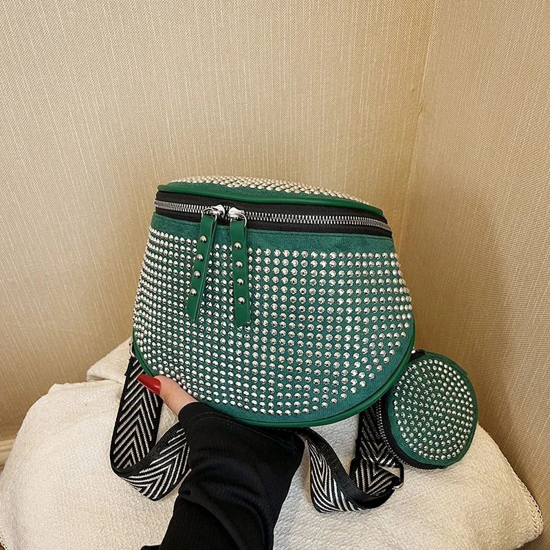 

Hot Selling Fashion Women's Bag New Bright Diamond Decorative Backpack High Quality Trendy Large Capacity Horseshoe Bucket Bag