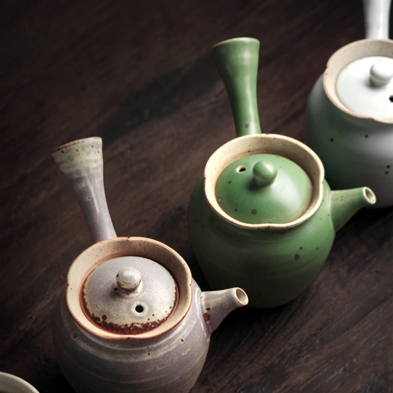 

Japanese Zen Handmade Coarse Pottery Teapot Side Handle Grip Single Teapot Retro Porcelain Kung Fu Tea Set With Filter