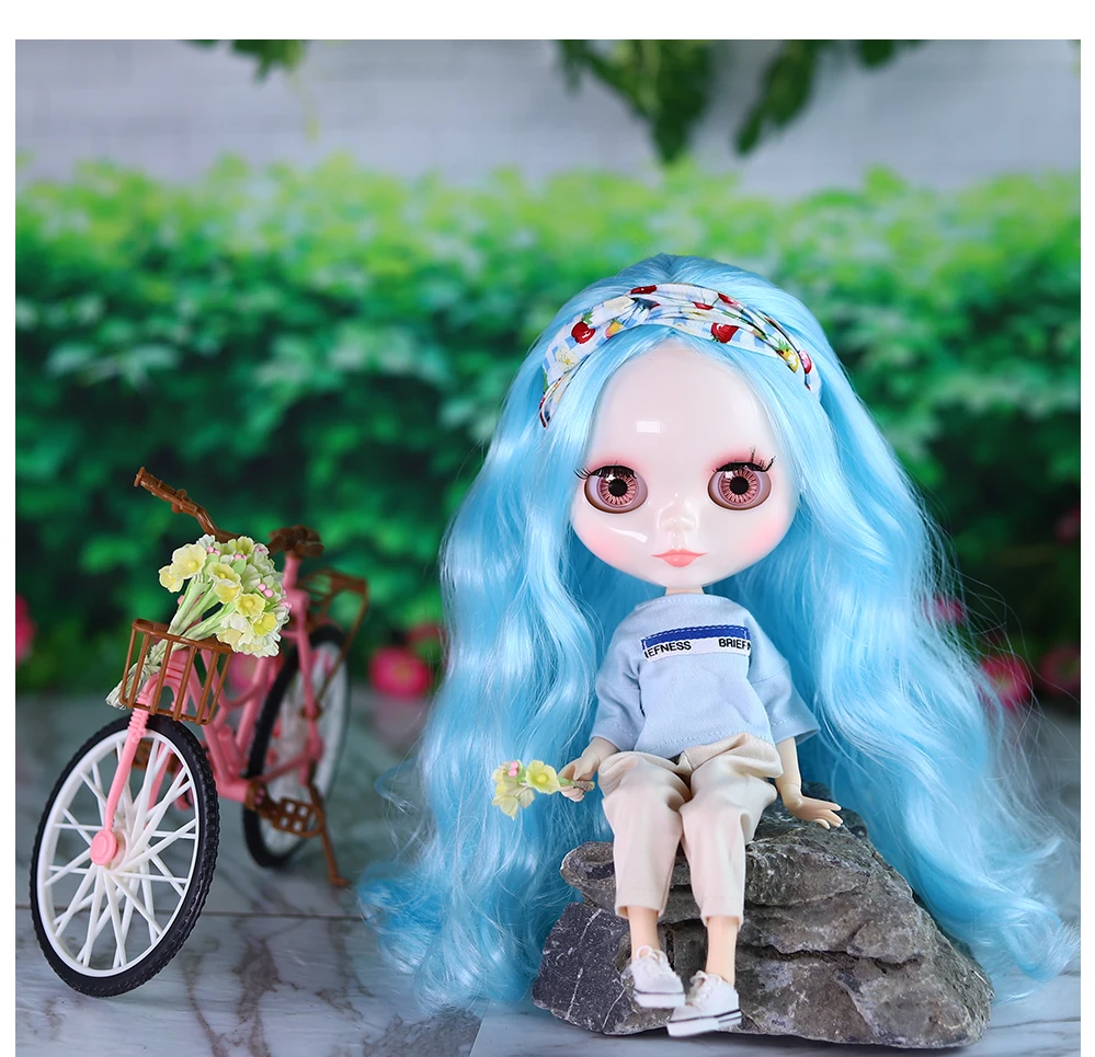 Margot – Premium Custom Neo Blythe Doll with Blue Hair, White Skin & Shiny Cute Face 5